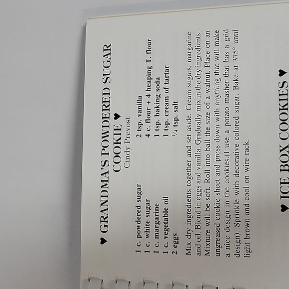 2009 Recipes From The Flock Cookbook, Plastic Spine - Picture 8 of 8